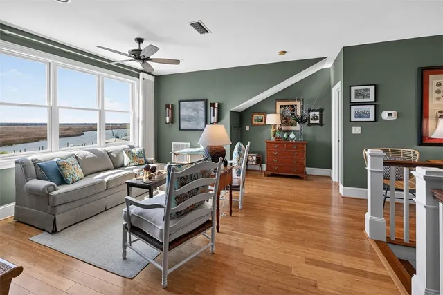 $549,000 | 105 Broad Street, Unit C, Darien, GA 31305