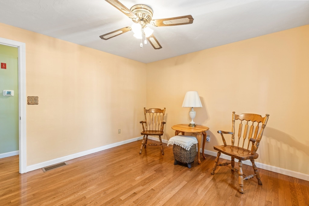 19 Butler Lane Mashpee, MA 02649 - Photo 12 of 35 Gallery Image 12
