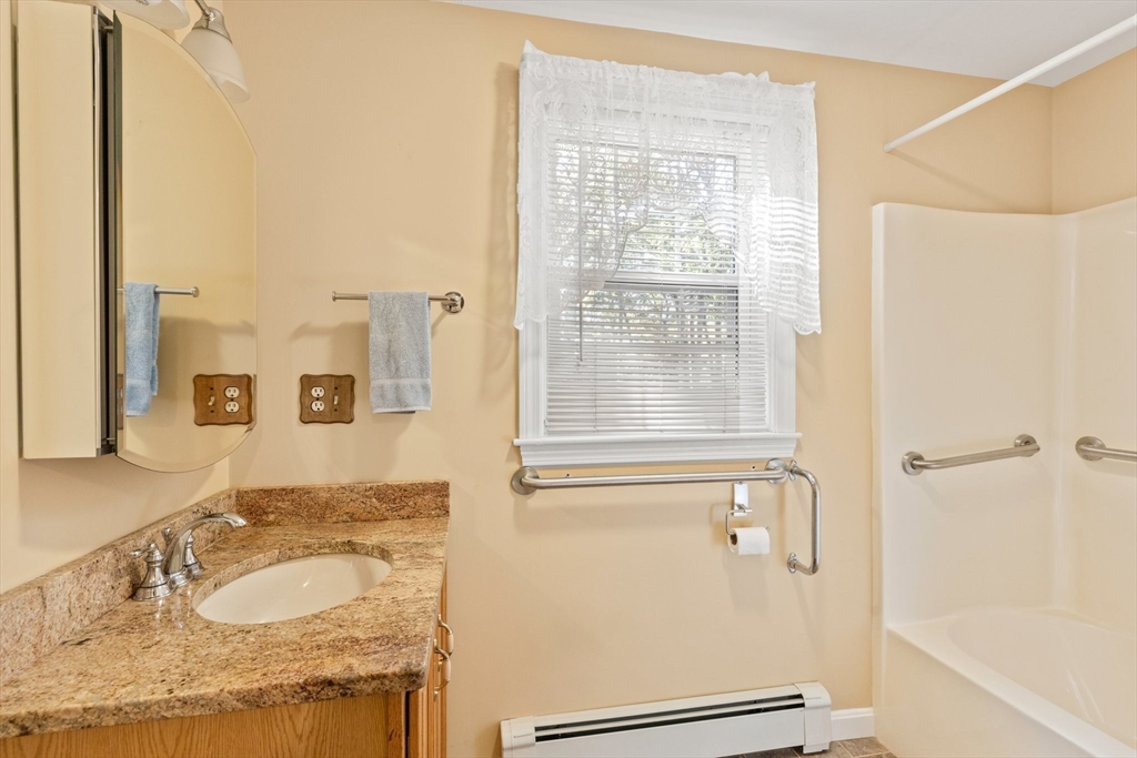 19 Butler Lane Mashpee, MA 02649 - Photo 16 of 35 Gallery Image 16