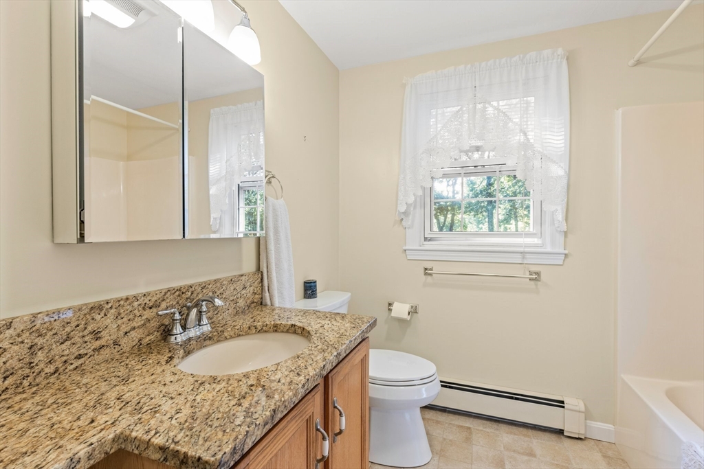 19 Butler Lane Mashpee, MA 02649 - Photo 21 of 35 Gallery Image 21