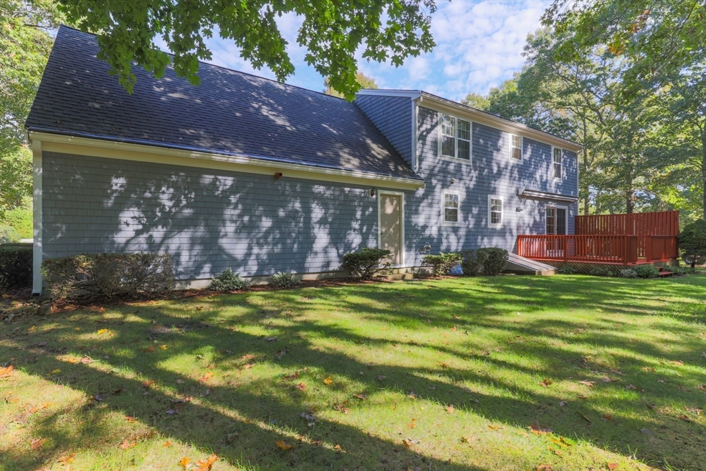 19 Butler Lane Mashpee, MA 02649 - Photo 23 of 35 Gallery Image 23