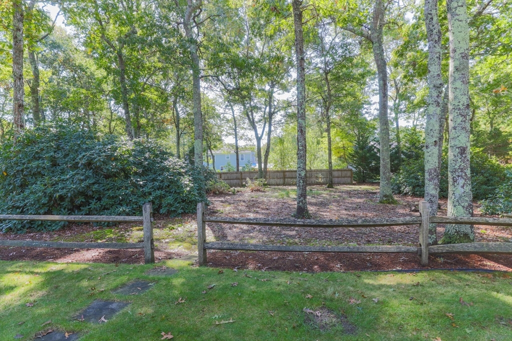 19 Butler Lane Mashpee, MA 02649 - Photo 24 of 35 Gallery Image 24