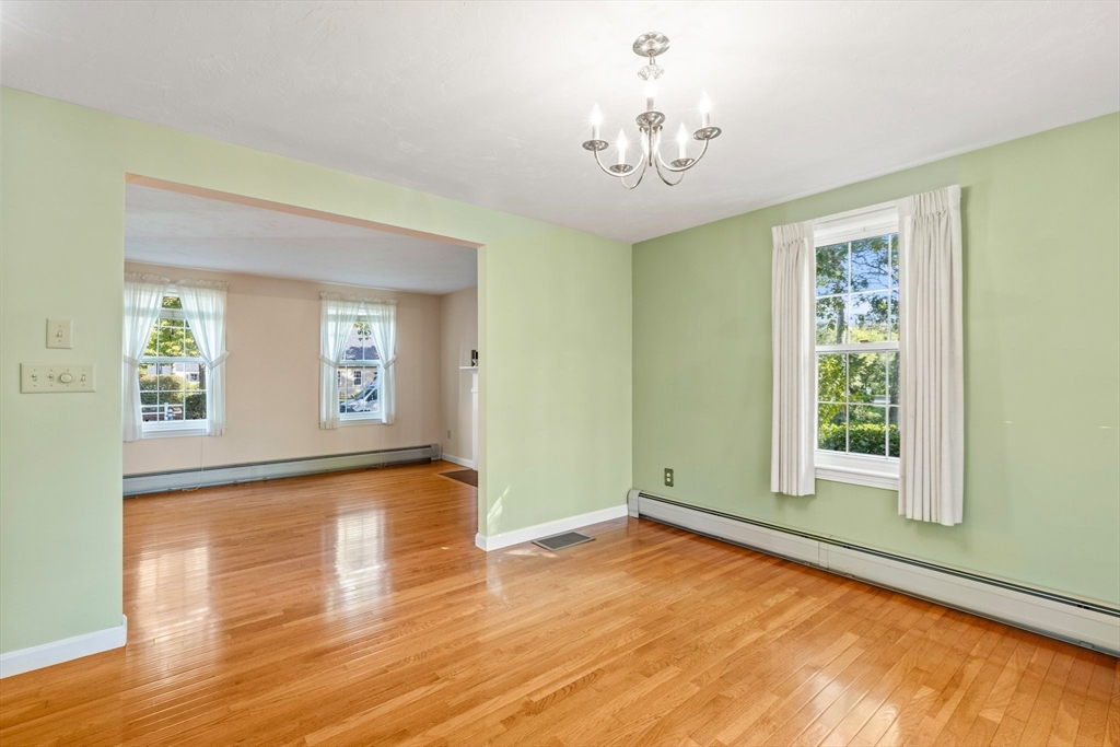 19 Butler Lane Mashpee, MA 02649 - Photo 10 of 35 Gallery Image 10