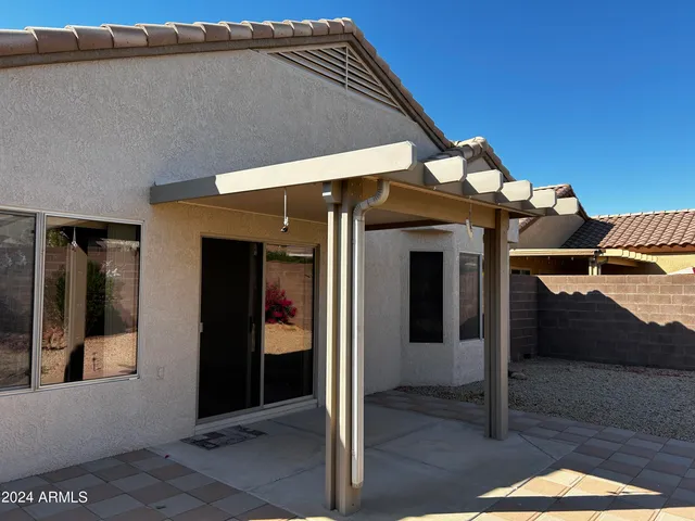 $1,900 | 15868 West Arrowhead Drive, Surprise, AZ 85374