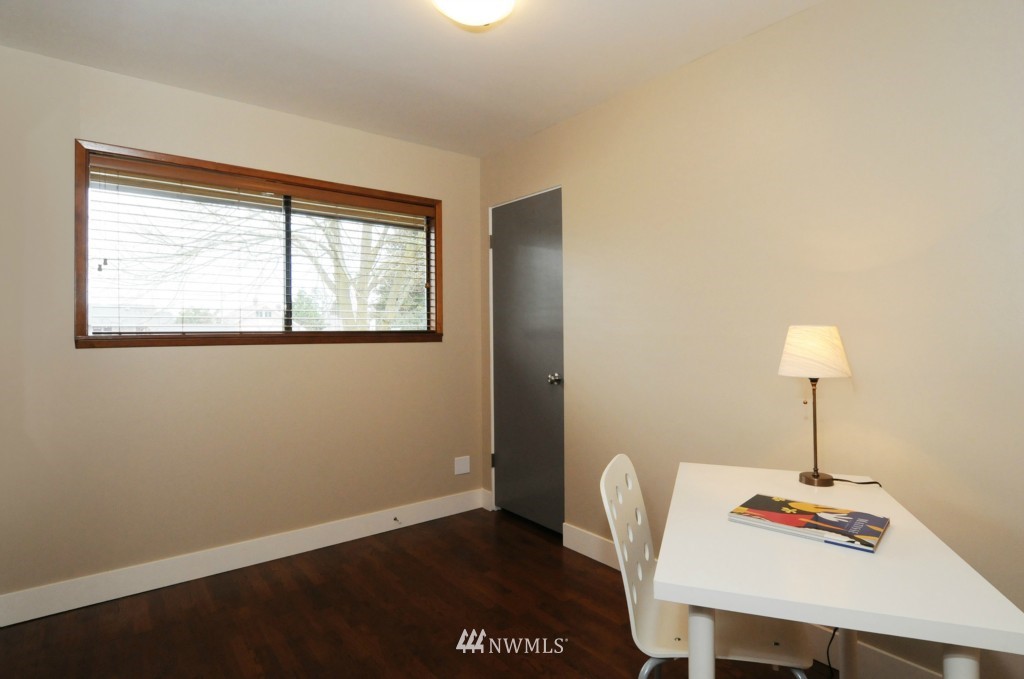 554 North 81st Street Seattle, WA 98103 - Photo 13 of 23 Gallery Image 13