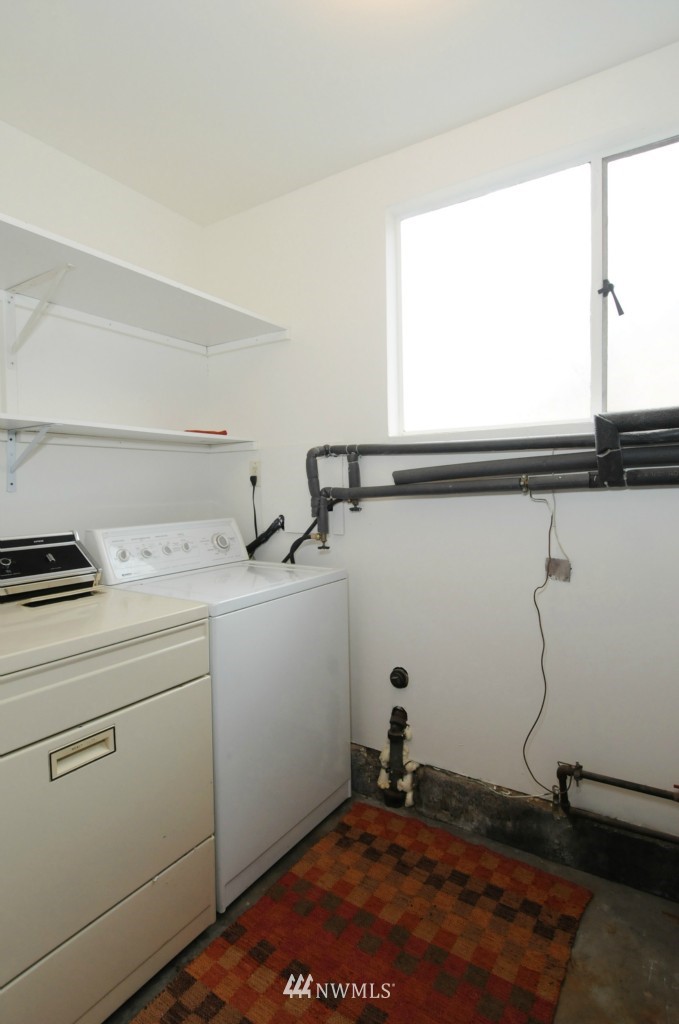 554 North 81st Street Seattle, WA 98103 - Photo 17 of 23 Gallery Image 17
