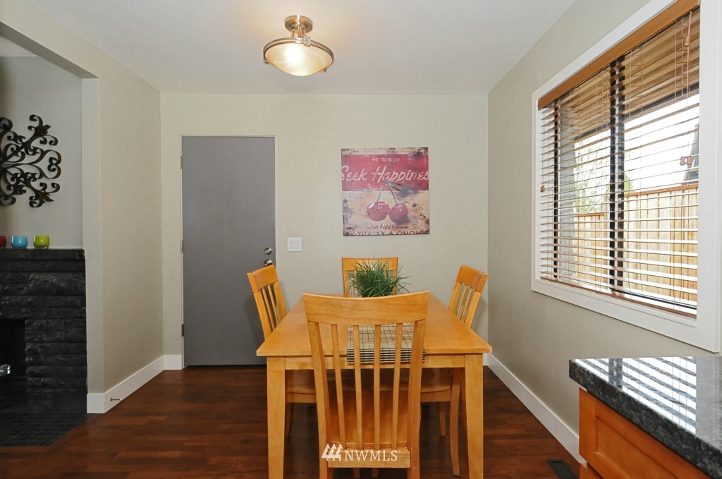 554 North 81st Street Seattle, WA 98103 - Photo 6 of 23 Gallery Image 6