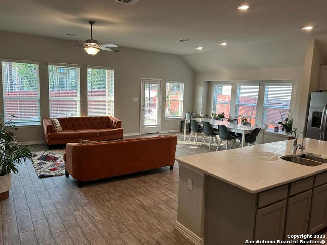 11911 Pitcher Road San Antonio, TX 78253 - Photo 11 of 28