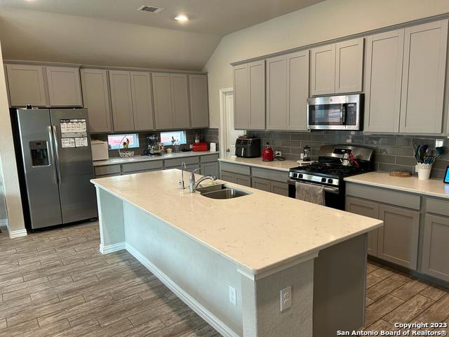 11911 Pitcher Road San Antonio, TX 78253 - Photo 10 of 28