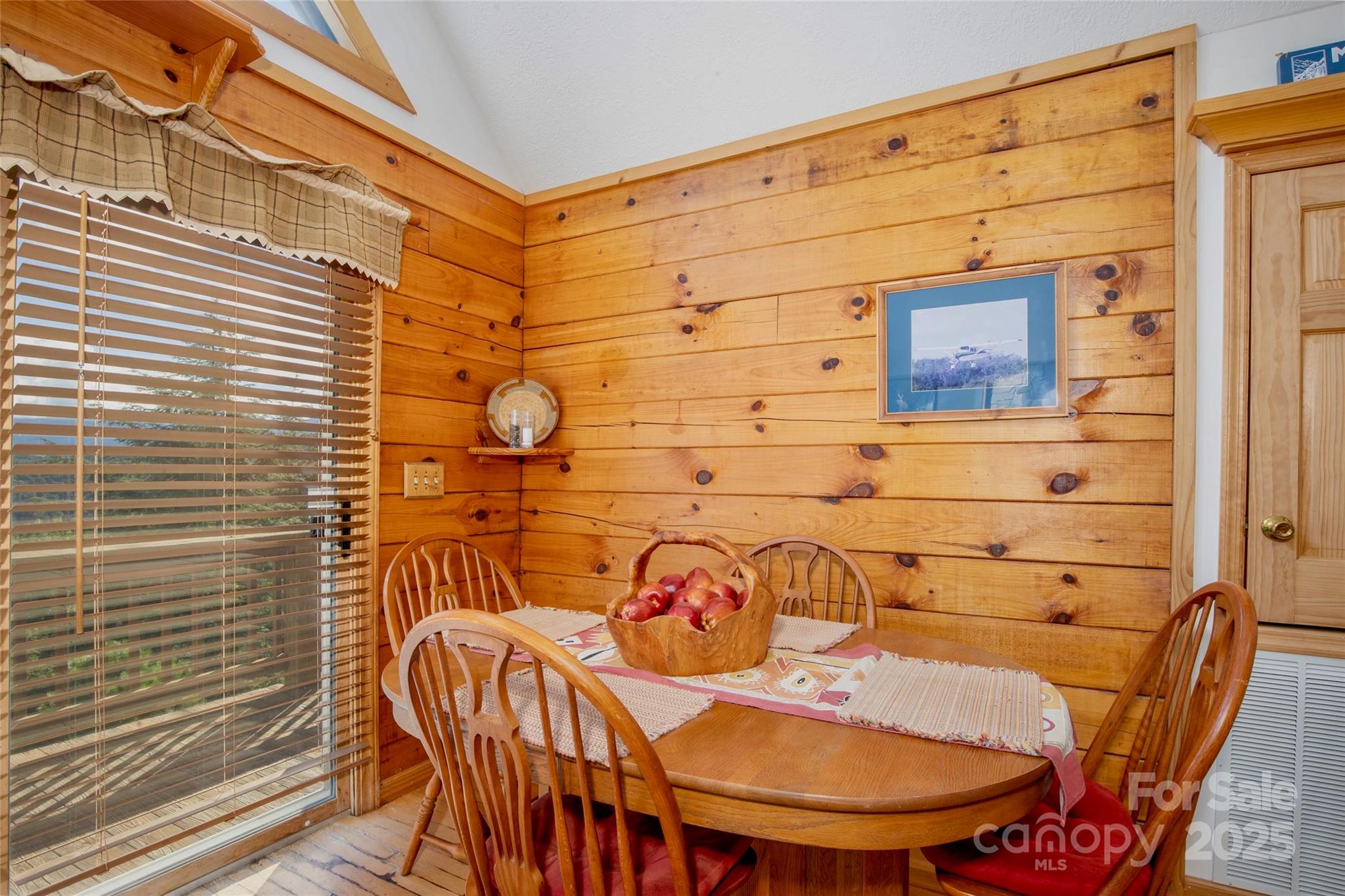 807 Pine Tree Road Spruce Pine, NC 28777 - Photo 16 of 48