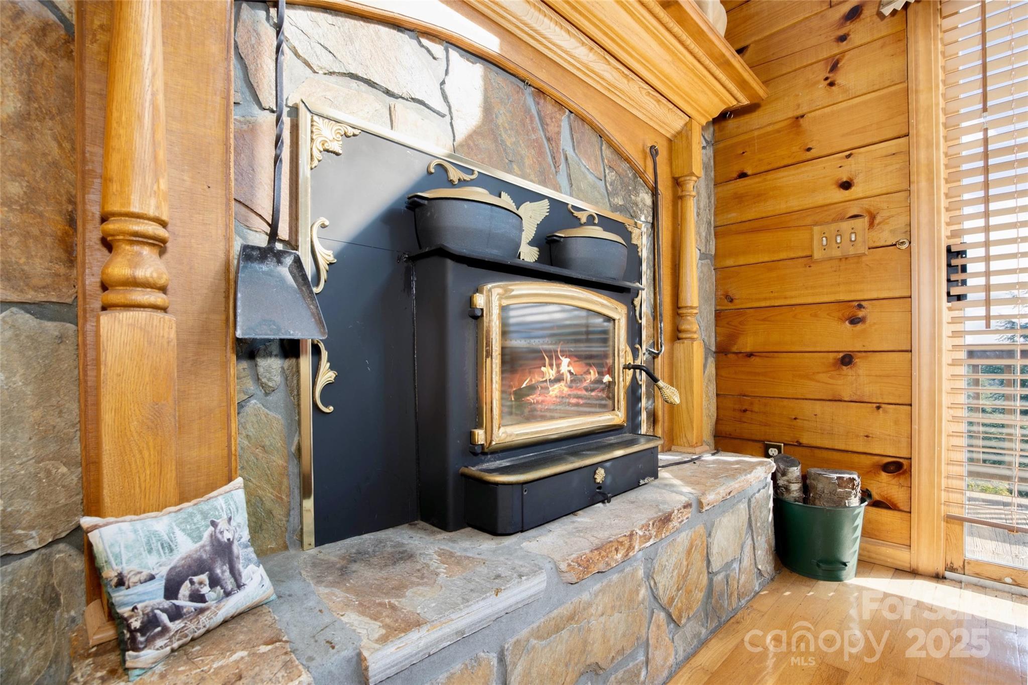 807 Pine Tree Road Spruce Pine, NC 28777 - Photo 7 of 48