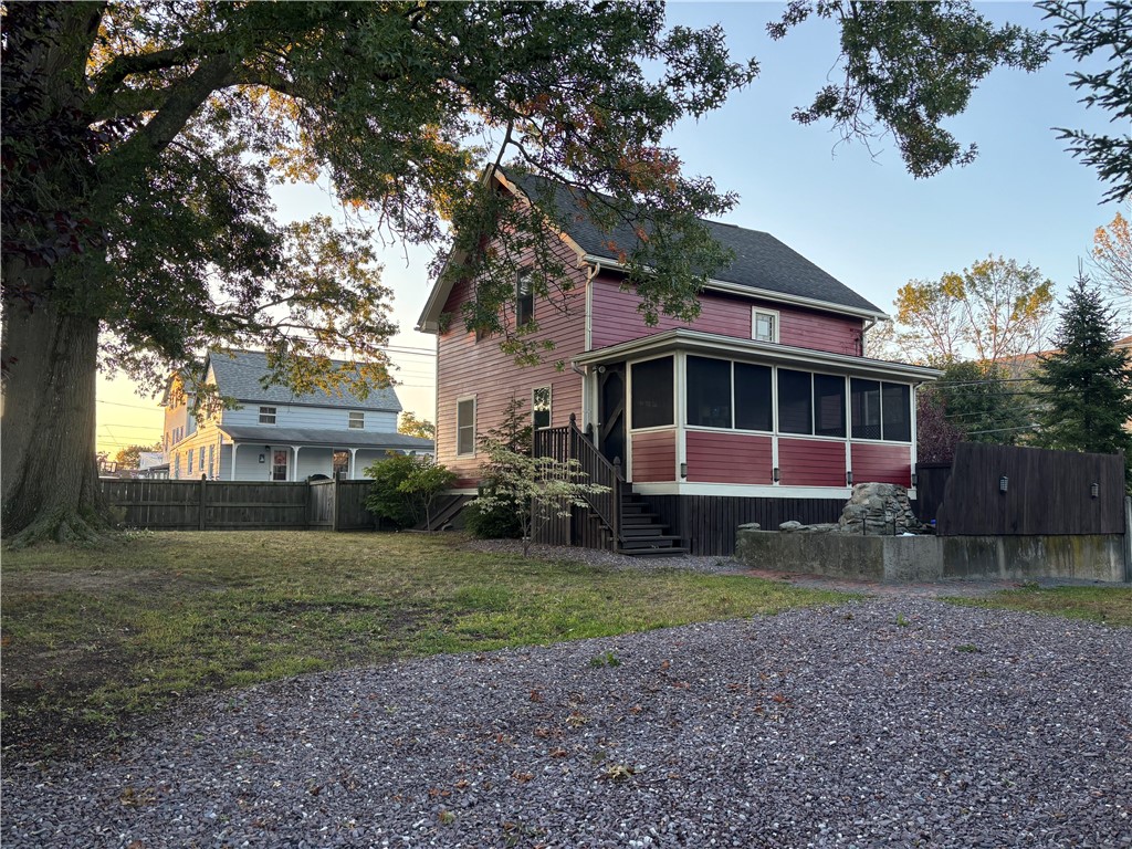 164 Bay Spring Avenue Barrington, RI 02806 - Photo 17 of 29 Exterior View
