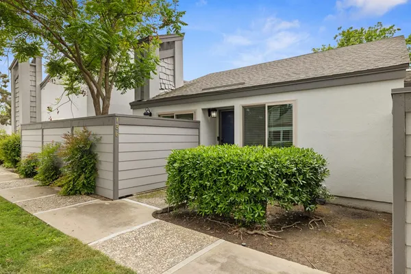 $195,900 | 1313 Floyd Avenue, Unit 136, Modesto, CA 95355