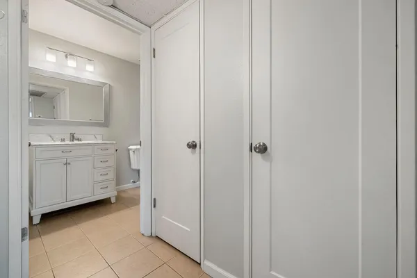 $195,900 | 1313 Floyd Avenue, Unit 136, Modesto, CA 95355