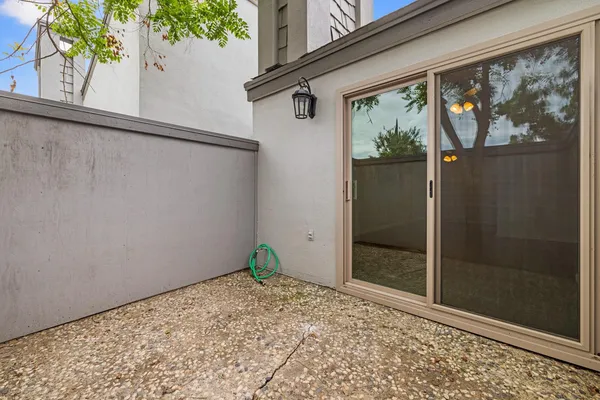 $195,900 | 1313 Floyd Avenue, Unit 136, Modesto, CA 95355