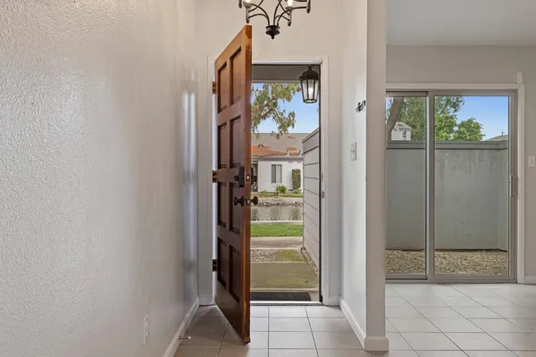 $195,900 | 1313 Floyd Avenue, Unit 136, Modesto, CA 95355