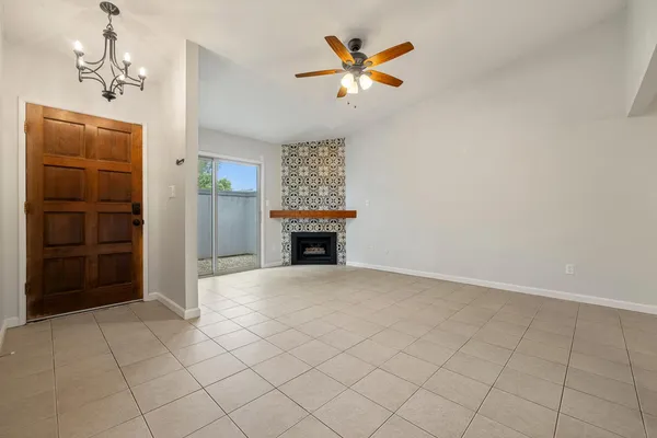 $195,900 | 1313 Floyd Avenue, Unit 136, Modesto, CA 95355