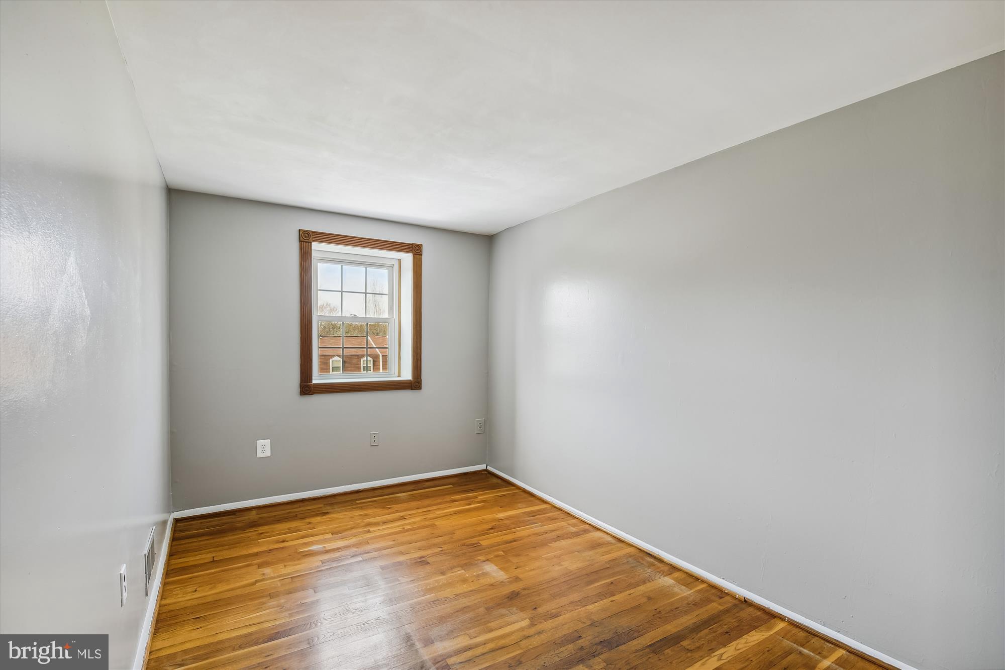 640 Kingston Road Middle River, MD 21220 - Photo 12 of 30 Bedroom 1