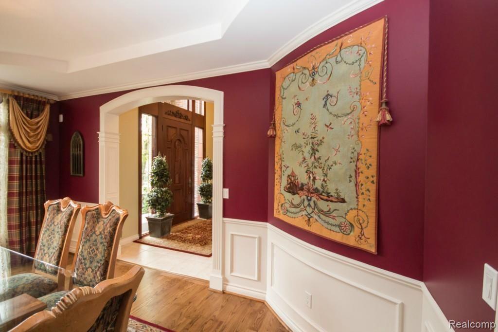 590 Sheldon Court Rochester, MI 48306 - Photo 25 of 99 25 DR.jpg