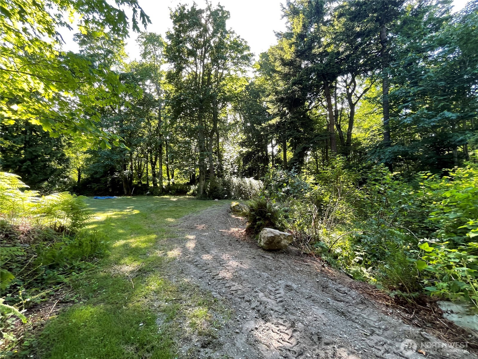 13 K Beach Way Everett, WA 98201 - Photo 13 of 35 a view of yard with green space
