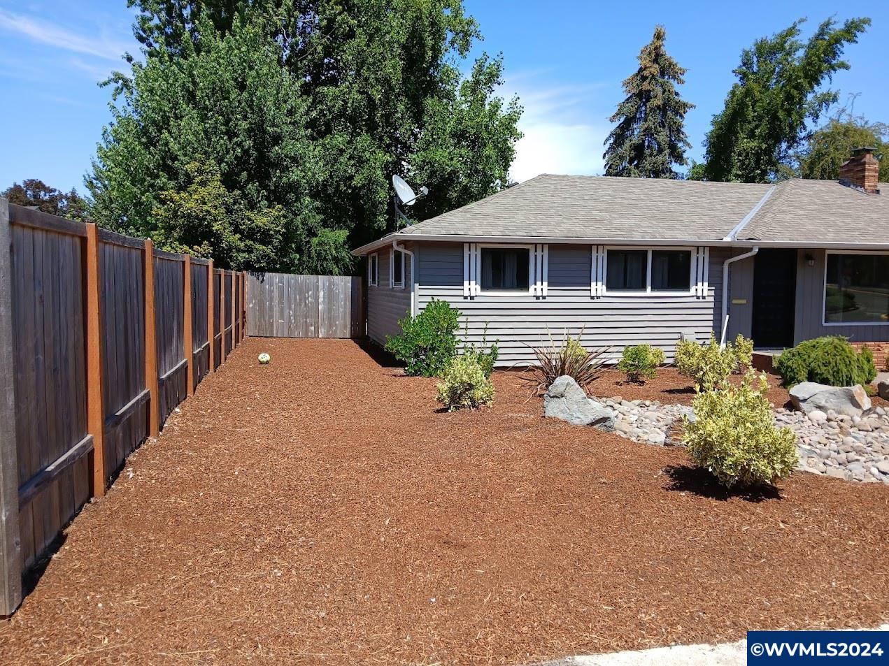 755 Mize Road Southeast Salem, OR 97302 - Photo 2 of 24