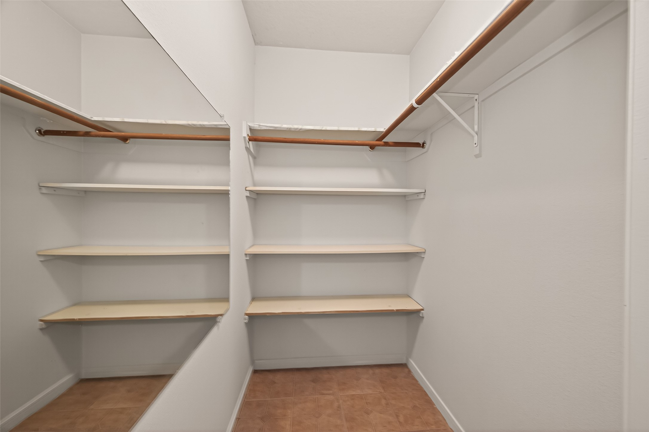 19322 Dawn Canyon Road Houston, TX 77084 - Photo 16 of 37 Bedroom closet.