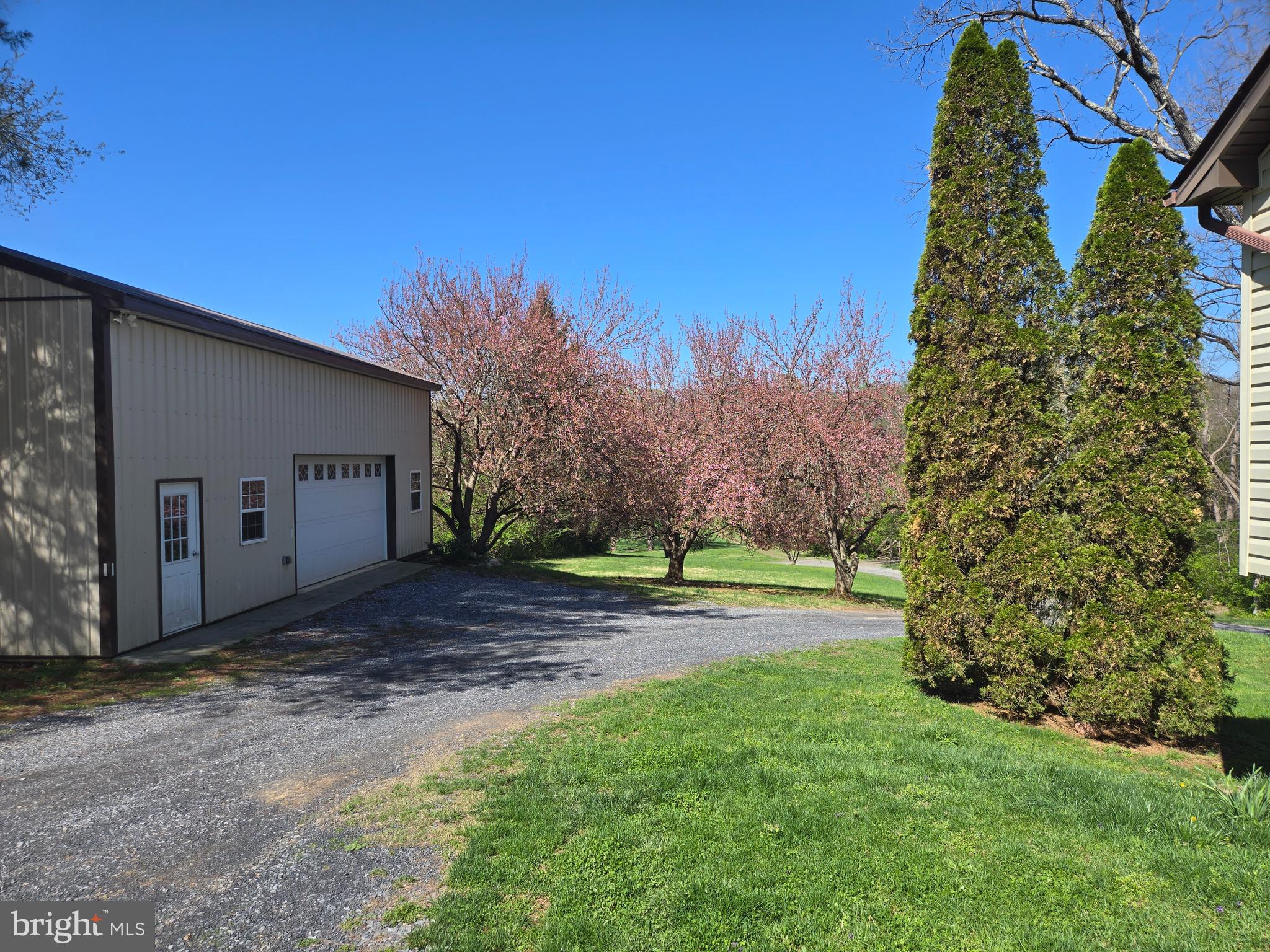 804 Farms River Road Front Royal, VA 22630 - Photo 41 of 80 shop