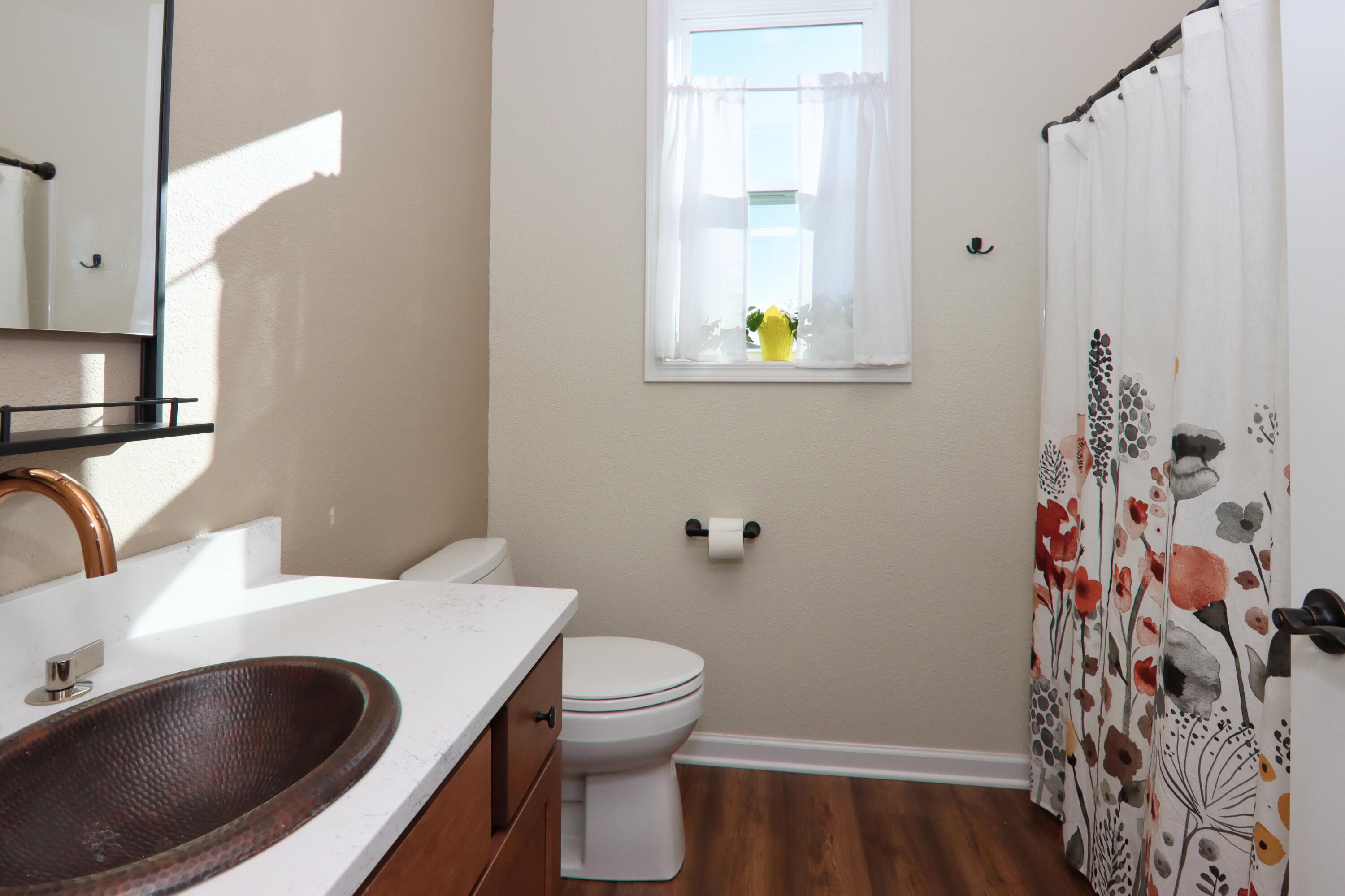 N6195 County Rd O J Plymouth, WI 53073 - Photo 16 of 24 Bathroom