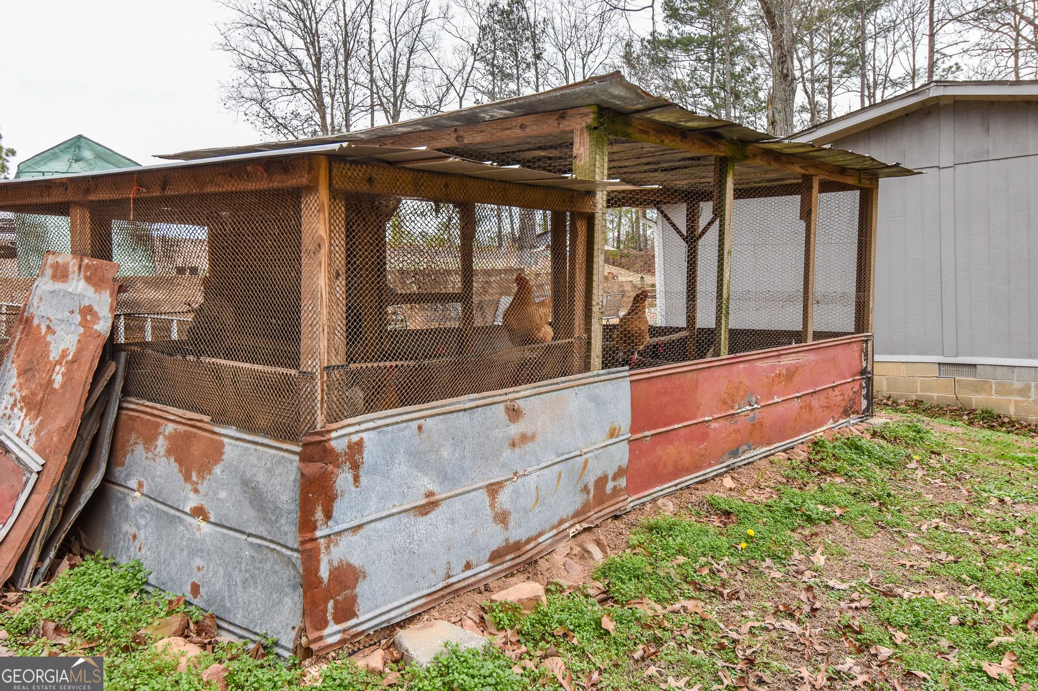 18 Ridgecrest Drive Thomaston, GA 30286 - Photo 19 of 53 a view of a house with a large window and a yard