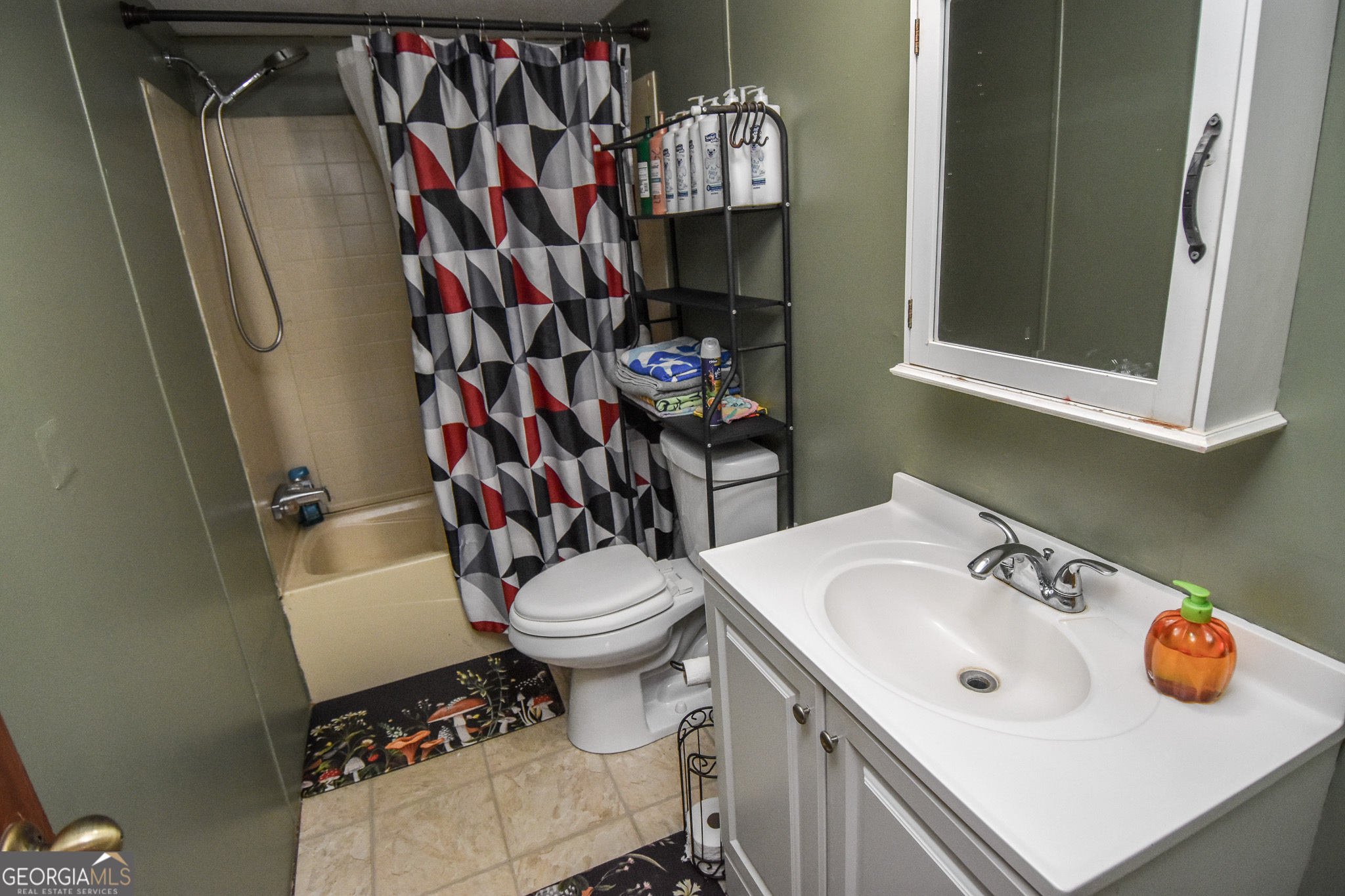 18 Ridgecrest Drive Thomaston, GA 30286 - Photo 48 of 53 a bathroom with a sink toilet and shower