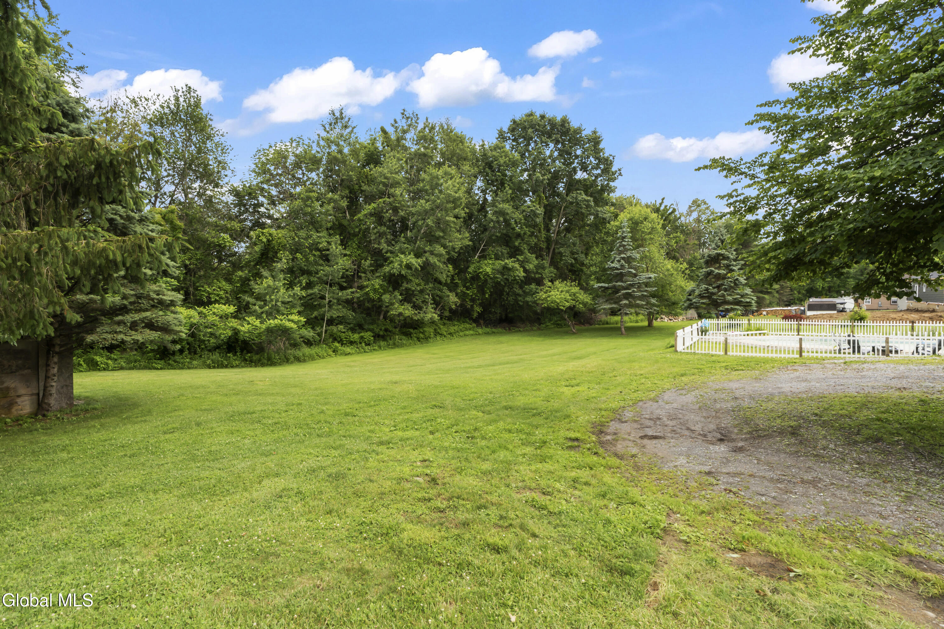 96 Brickhouse Road Stillwater, NY 12170 - Photo 5 of 25 DSC08250
