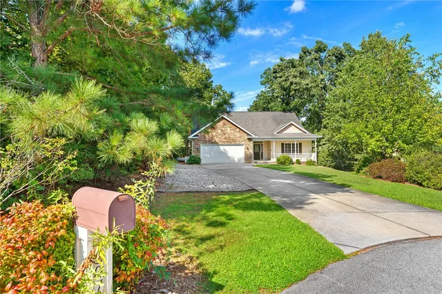 $2,100 | 307 Willow Brook Lane, Seneca, SC 29678