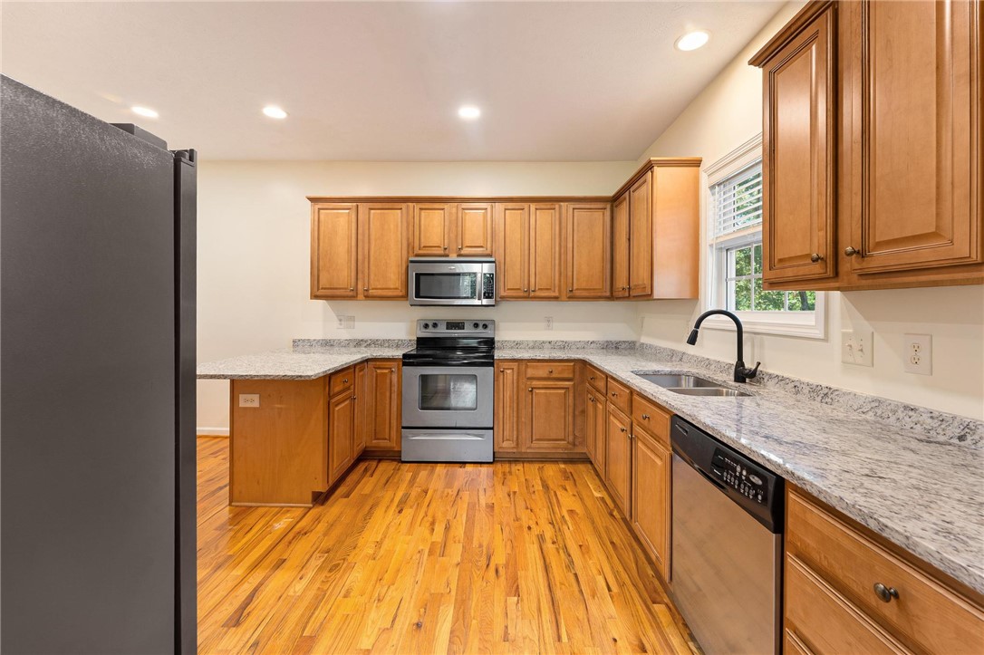 307 Willow Brook Lane Seneca, SC 29678 - Photo 12 of 41