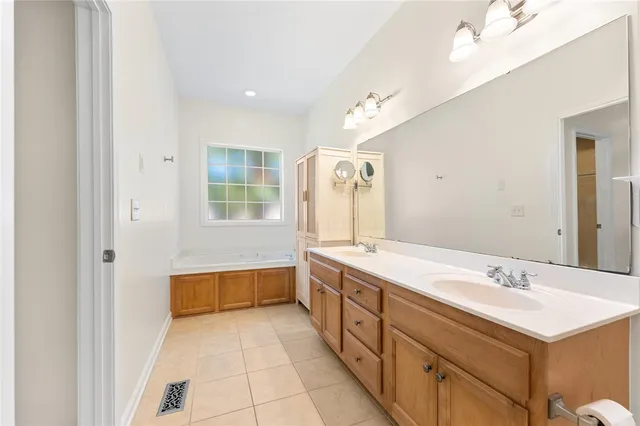 $2,100 | 307 Willow Brook Lane, Seneca, SC 29678