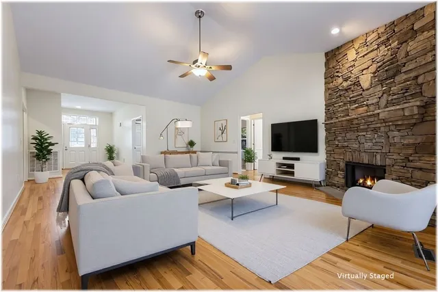 $2,100 | 307 Willow Brook Lane, Seneca, SC 29678