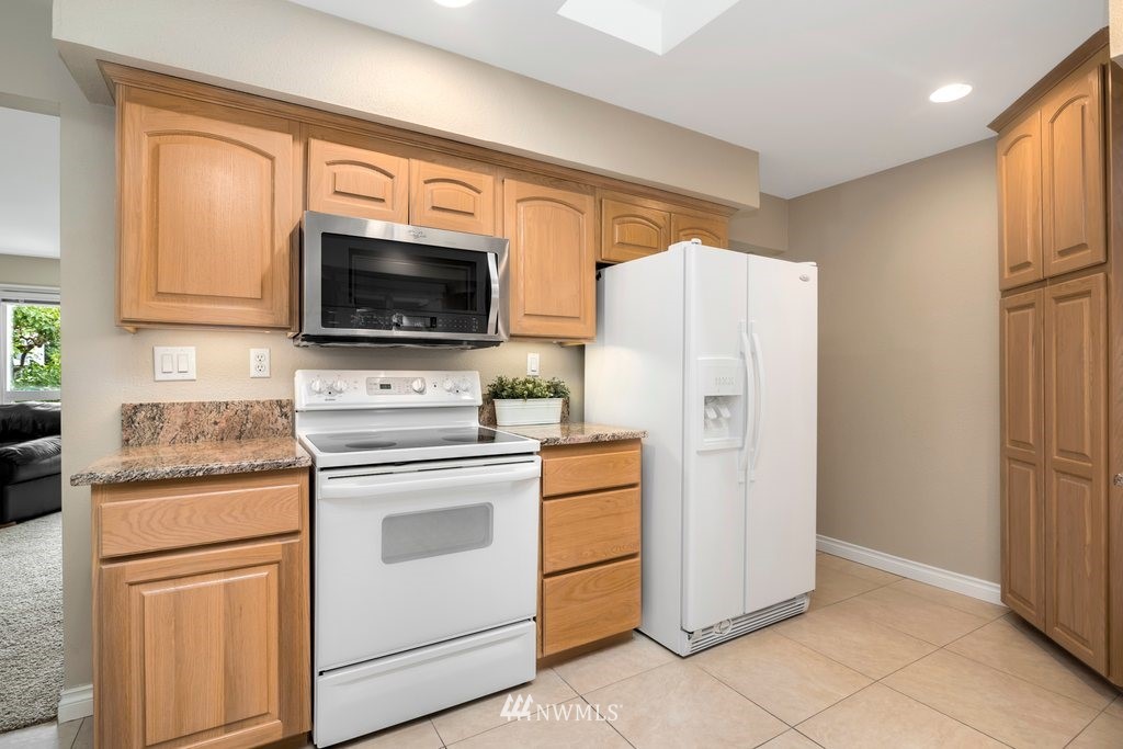 1717 Aberdeen Avenue Northeast Renton, WA 98056 - Photo 7 of 23 Gallery Image 7