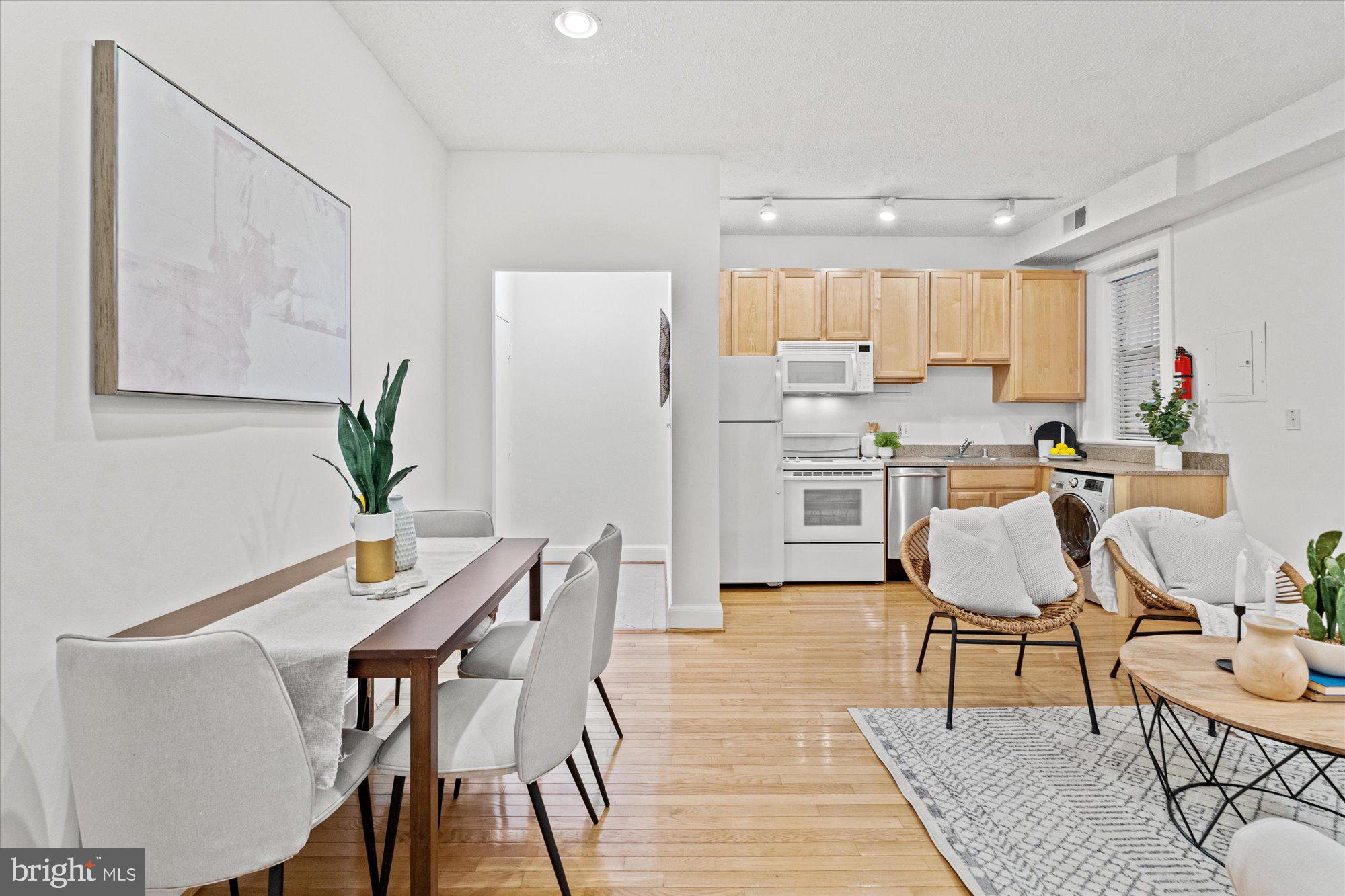 1401 Columbia Road Northwest, Unit 109 Washington, DC 20009 - Photo 12 of 24