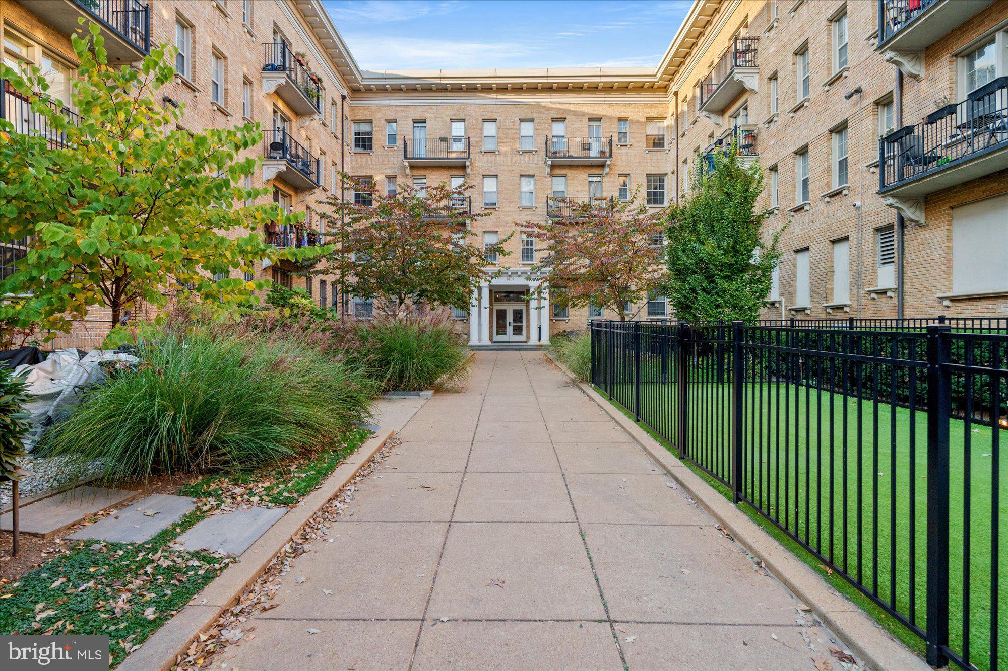 1401 Columbia Road Northwest, Unit 109 Washington, DC 20009 - Photo 2 of 24