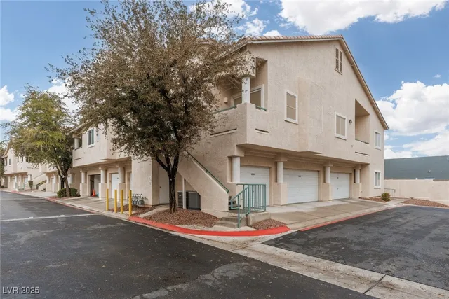 $1,450 | 7450 South Eastern Avenue, Unit 2089, Las Vegas, NV 89123