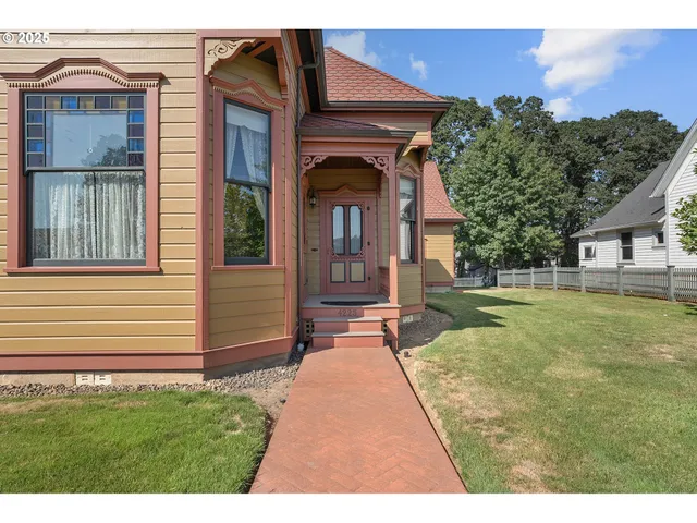 a view of a house with a swimming pool