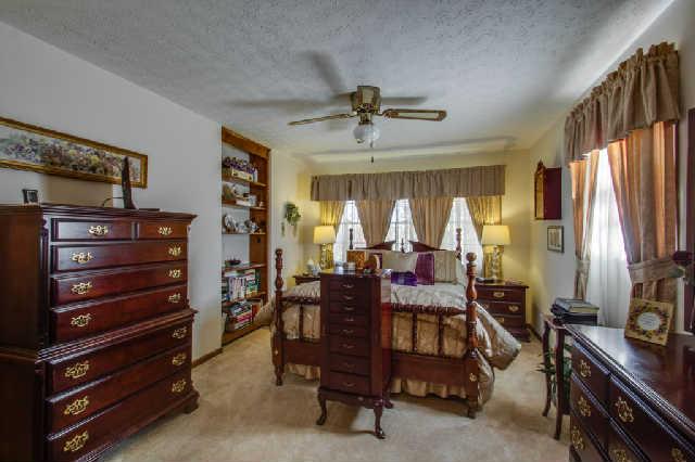 1035 Mill Road Dickson, TN 37055 - Photo 17 of 20 EXTRA SPACIOUS MASTER BEDROOM WITH FULL BATH