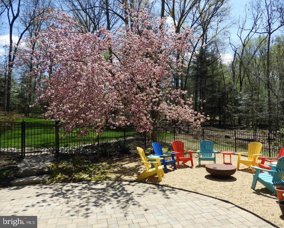 10912 Justin Knoll Road Oakton, VA 22124 - Photo 5 of 6 Friends & Family Happy Place fire pit area
