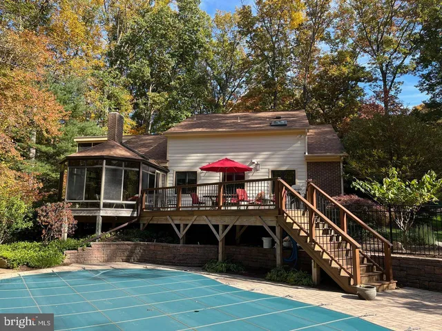 $1,075,000 | 10912 Justin Knoll Road, Oakton, VA 22124