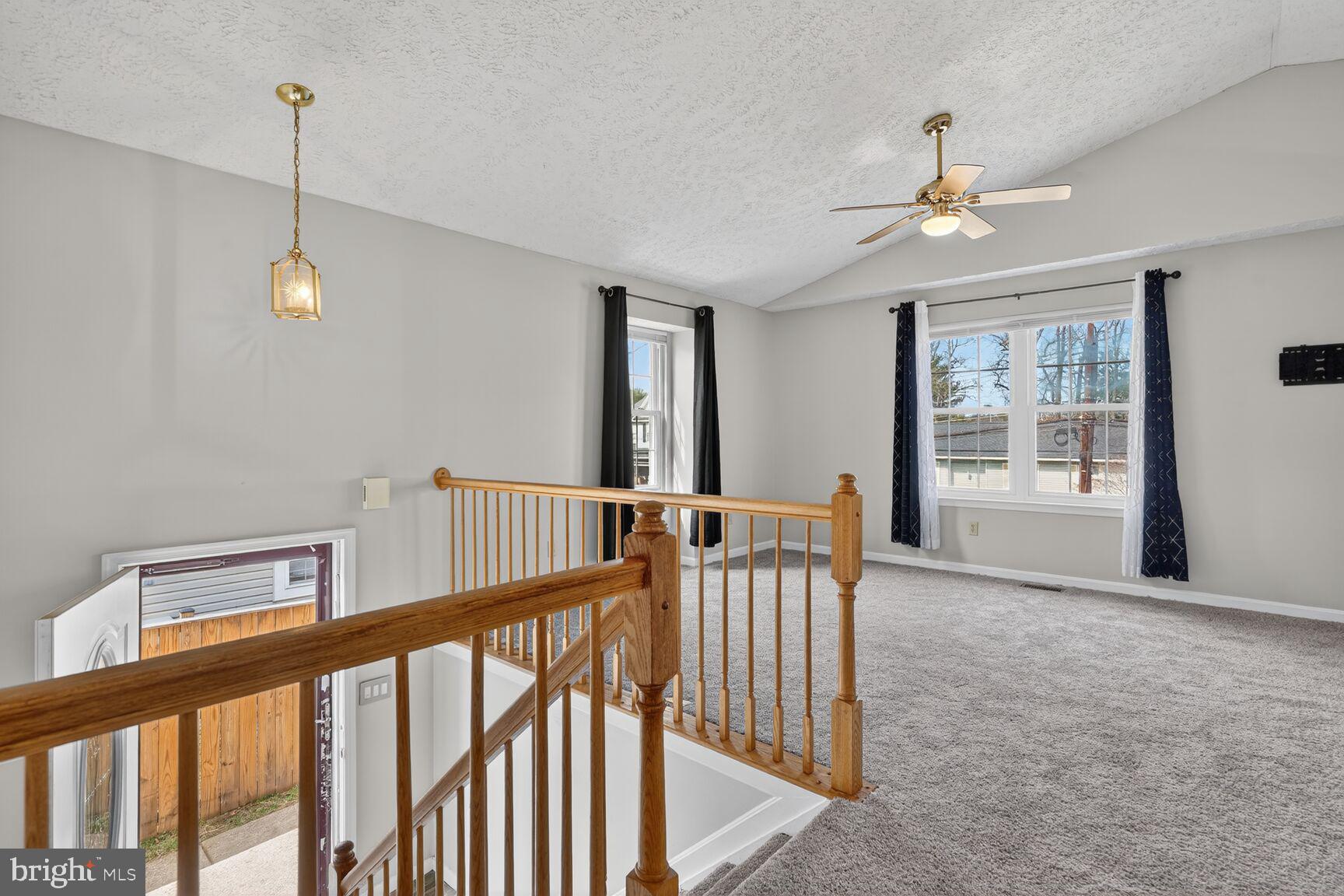 467 Oakton Road Odenton, MD 21113 - Photo 13 of 32