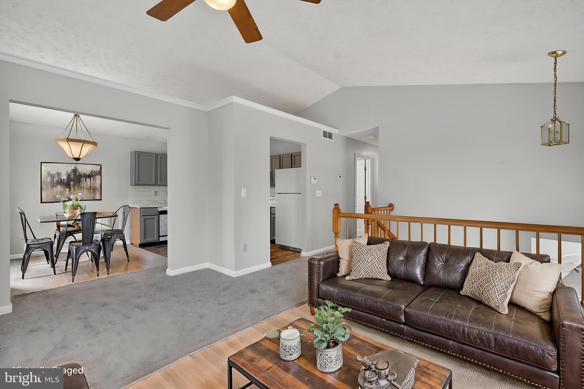 467 Oakton Road Odenton, MD 21113 - Photo 3 of 32