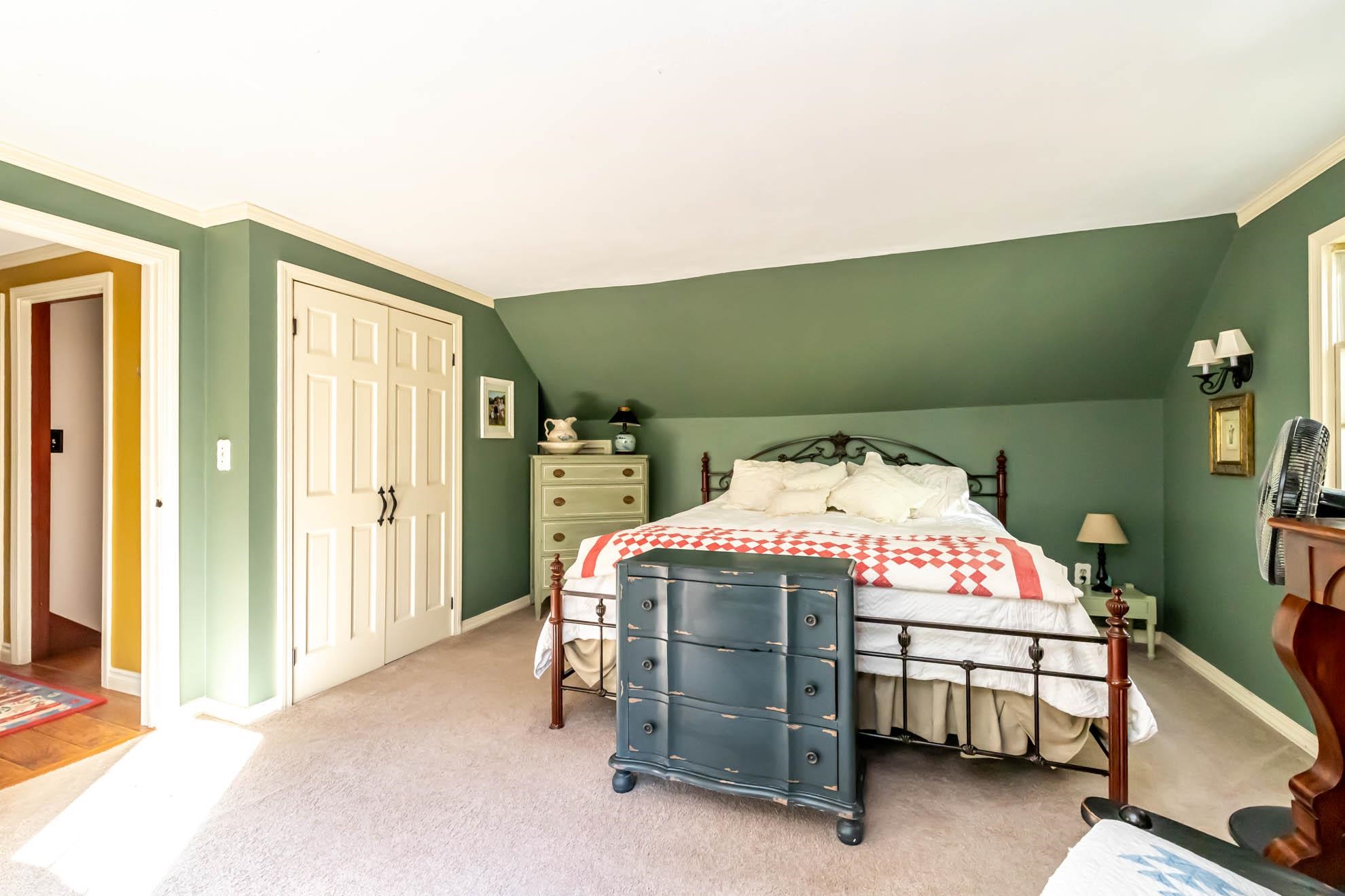 437 Middle Road Dover, NH 03820 - Photo 7 of 22