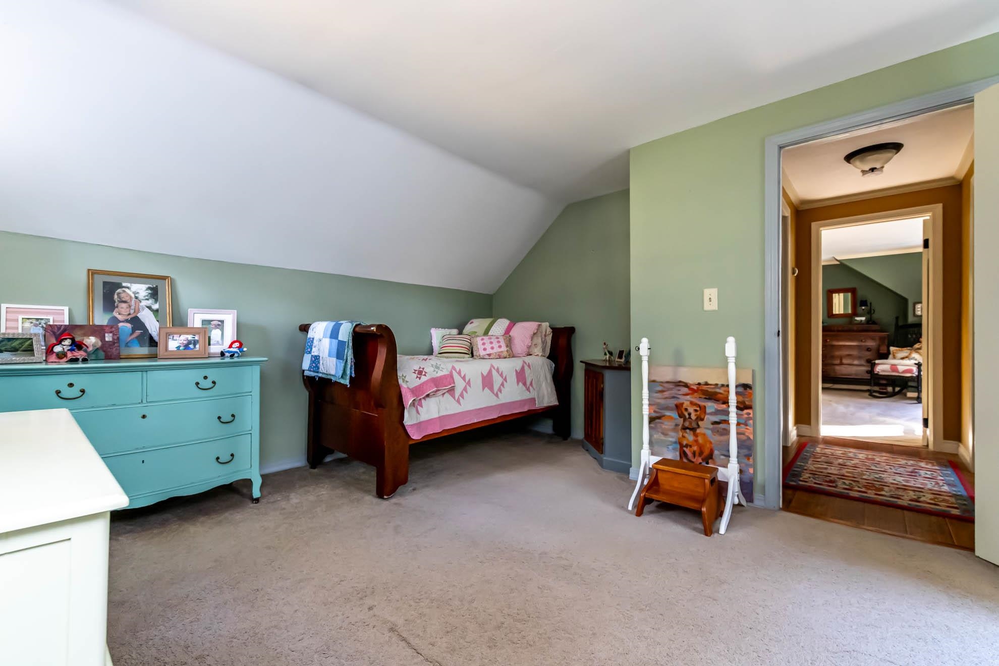 437 Middle Road Dover, NH 03820 - Photo 8 of 22