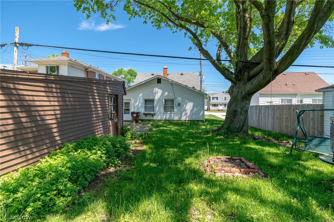 3109 Snow Road Cleveland, OH 44134 - Photo 31 of 41