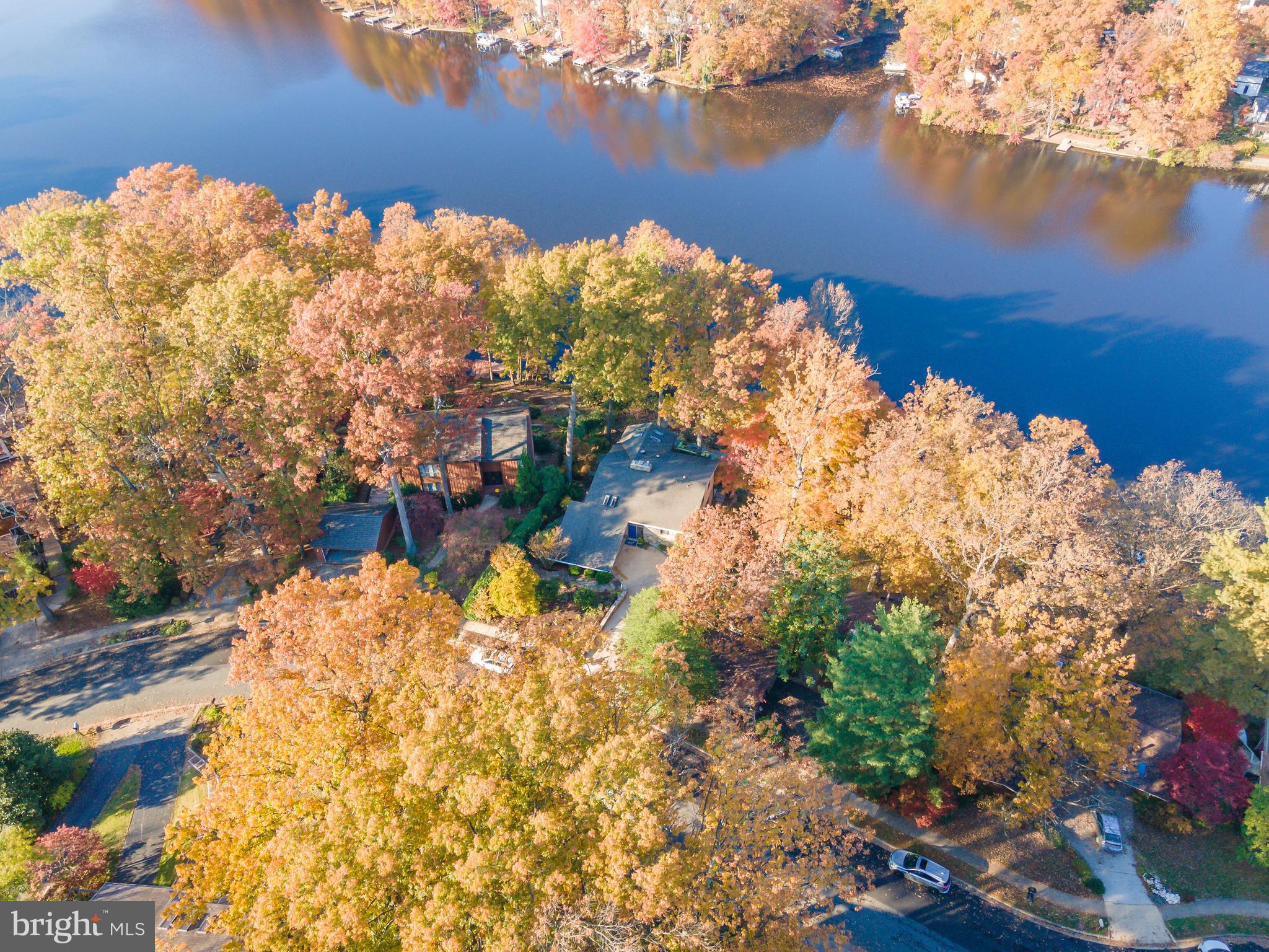 11226 South Shore Road Reston, VA 20190 - Photo 36 of 45 Overhead view of home and Lake Anne