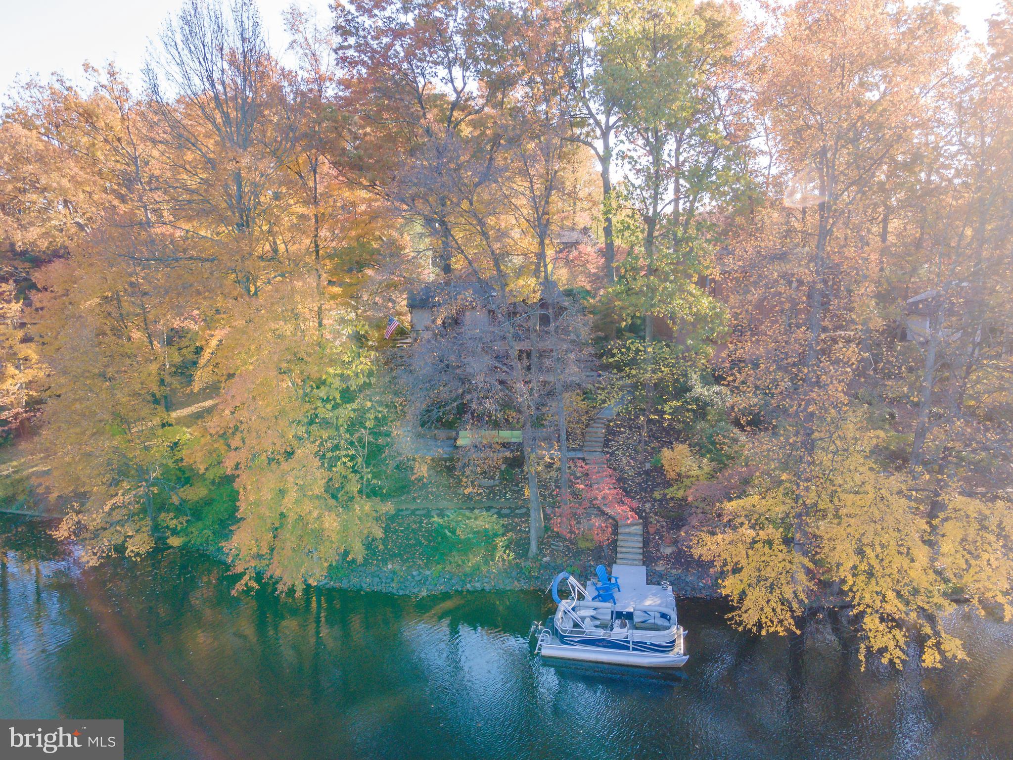 11226 South Shore Road Reston, VA 20190 - Photo 37 of 45 Drone view of your private dock